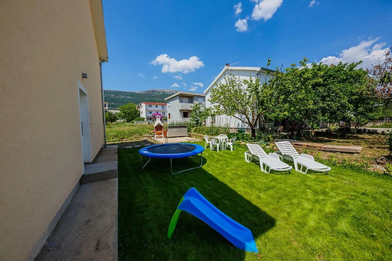 Lavender & Mint Apartment Kastela 0*,  Croatia